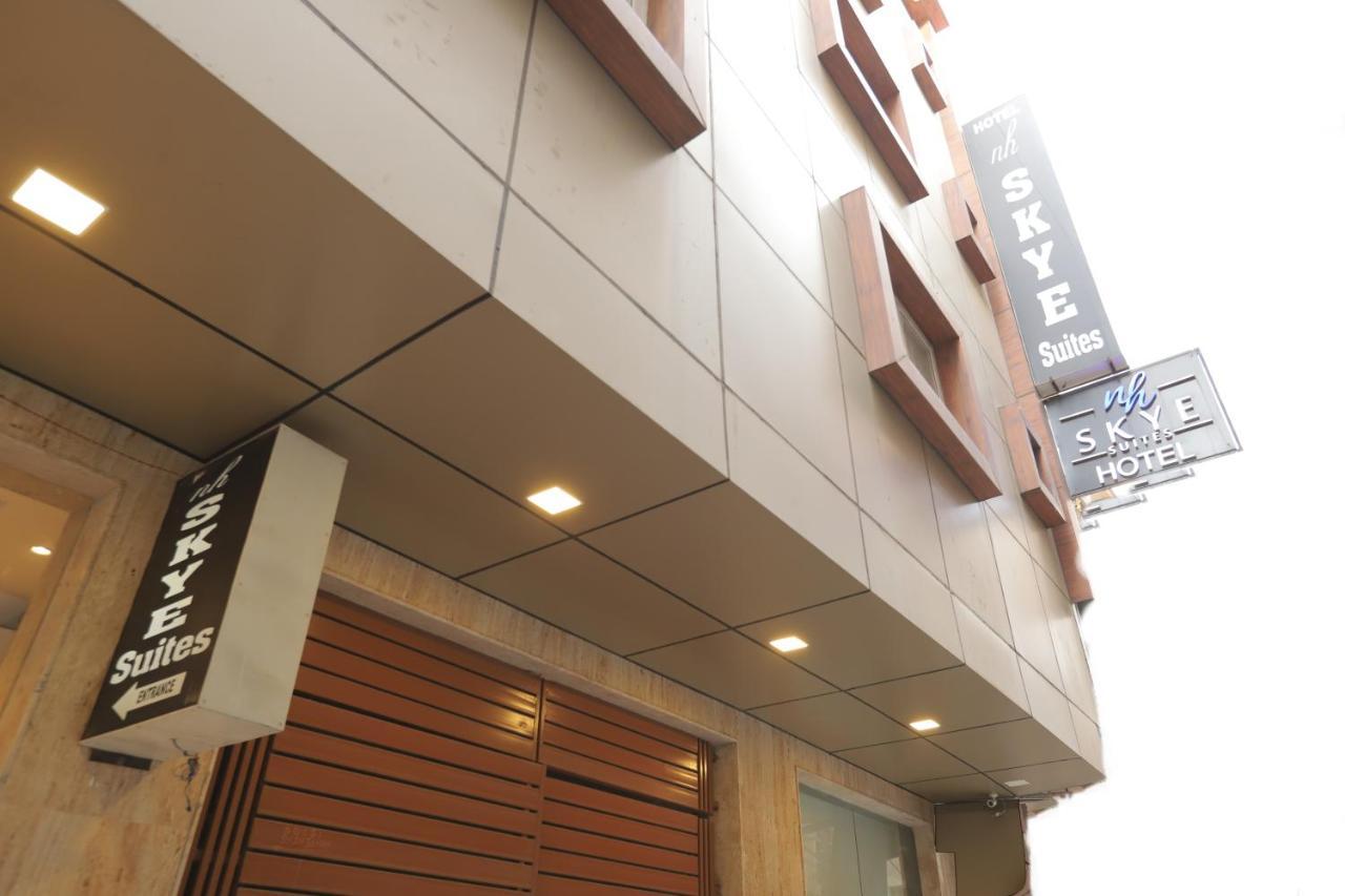 Nh Skye Suites 뉴델리 외부 사진