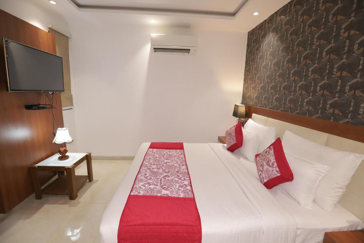 Nh Skye Suites 뉴델리 외부 사진